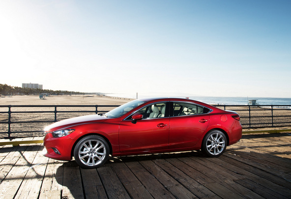 アテンザxd 中古は 駐車中に車が勝手に動く に注意 中古車買うならココに注意