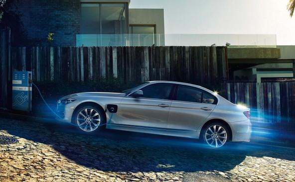 BMW330e PHEV 欲しい