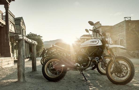 ドゥカティ スクランブラーデザートスレッド 欲しい