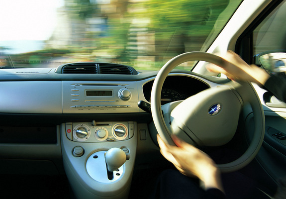 スバルr2の中古はどう 異音発生 エンジンに穴が開く に注意です 中古車買うならココに注意