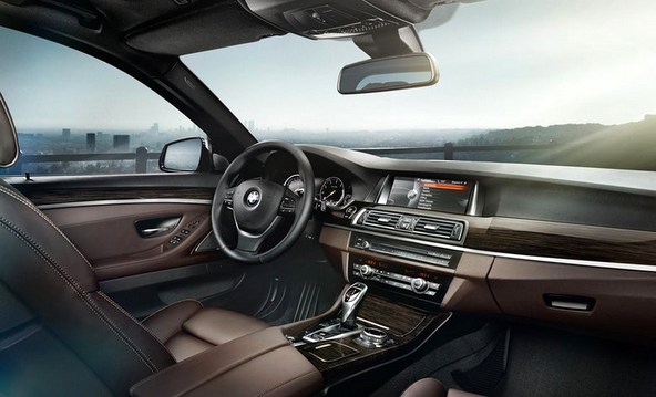 BMW5シリーズ F10 内装