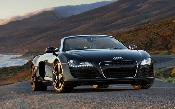 AUDI R8 V10