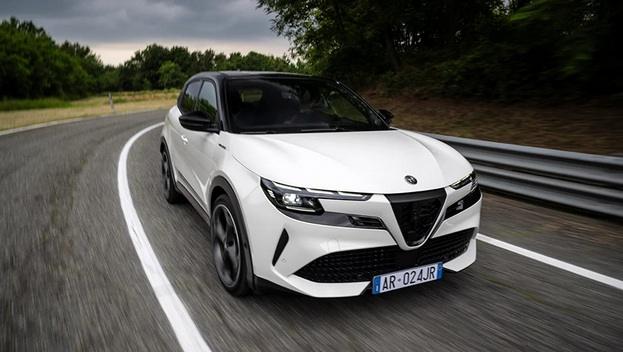 アルファロメオ ジュニア 中古