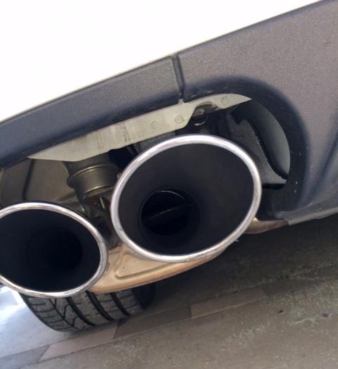 ギブリ マフラー