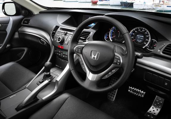 アコードツアラー 内装