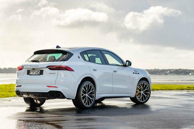 グレカーレ GT 中古車